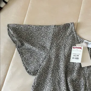 NWT Sienna Sky Black and White Patterned Blouse thumbnail 4