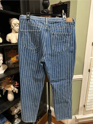 American Eagle Striped Mom Jeans – Distressed – Size 14 Long thumbnail 5
