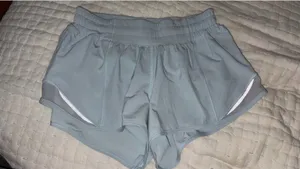 Lululemon Shorts 2.5" thumbnail 3