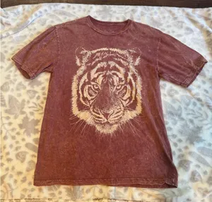 Tiger distressed t thumbnail 1