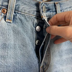 Levi's 501 cutoff button fly shorts size 25 womens distressed READ thumbnail 4