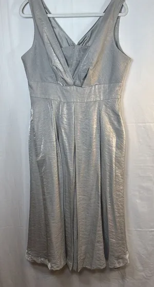 Midnight Velvet Silver Sleeveless MIDI Dress Preowned Size 12 thumbnail 1
