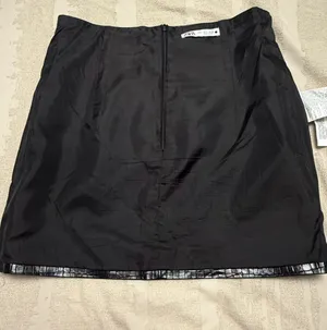 Zara Black Croc Mini Skirt - Size L - Like New thumbnail 3