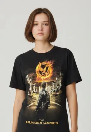 THE HUNGER GAMES Katie’s Everdeen Graphic Tee M 20” p2p Black EUC thumbnail 1