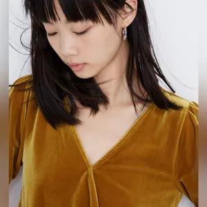 Madewell Velvet Smocked Crossover Wrap-Style Top Blouse in‎ Antique Gold Size XL thumbnail 2