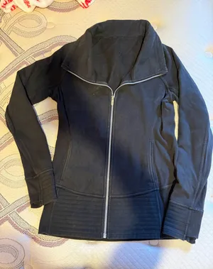 Lululemon Radiant Jacket II thumbnail 1