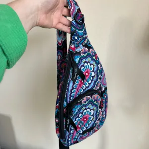 NWOT Vera Bradley Essential Compact Quilted Sling Bag Backpack thumbnail 4