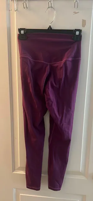 Amazon Yoga Leggings thumbnail 2