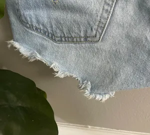 Levi's 501 Light Wash High Rise Denim Shorts Raw Hem Size 25 thumbnail 9
