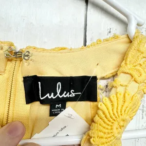 Lulus‎ Dress Women Medium Love Poem Canary Yellow Lace Overlay Sleeveless Mini thumbnail 2