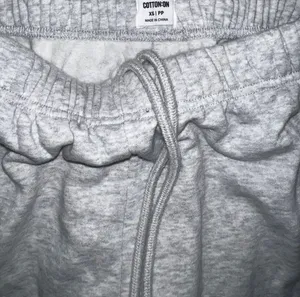 Joggers Size XS thumbnail 3