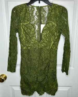 Angel Biba Shannon Green Lace Dress Size 8 NWT‎ thumbnail 1