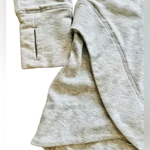 Yogalicious‎ Activewear Grey Hooded Fleece Pullover Top MEDIUM Sporty Workout thumbnail 5