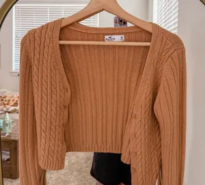 Tan Ribbed Cropped Cardigan hollister thumbnail 1