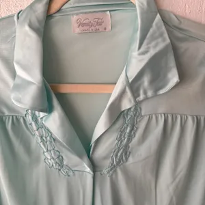 Vanity Fair Vintage Blue Robe Button Front Embroidered Sleepwear USA Made‎ Small thumbnail 3