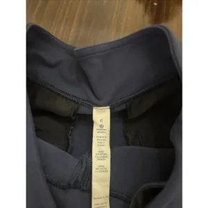 Lululemon Align Wide Leg Crop Women's Size 6 Stretch Crop Pants thumbnail 4