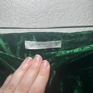 12th Tribe Emerald Green Crushed Velvet Wide Leg High Waisted Pants Small NWT thumbnail 4