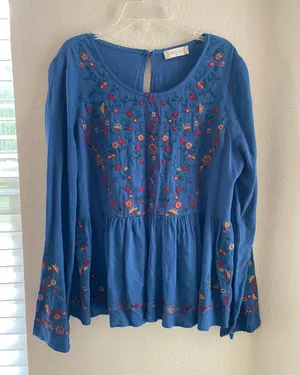 Blouse thumbnail 1