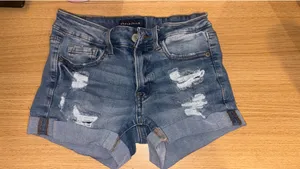 Aeropostale Low-Rise Shorts Midi thumbnail 1