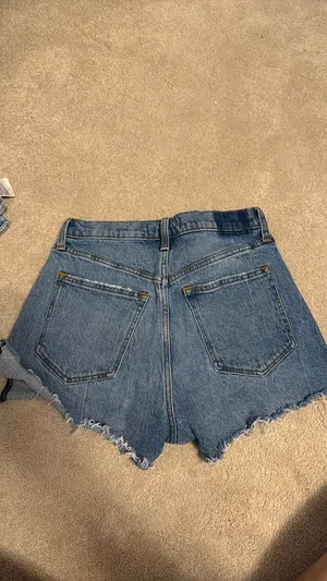 Abercrombie The Mom Shorts High-Rise Curve Love thumbnail 2