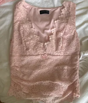 White fox lace top  thumbnail 1