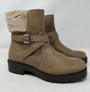 Dolce Vita Oaklyn Faux Leather Boots Light Brown Size 9.5 NWOT Faux Fur Lining thumbnail 1