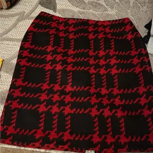 Talbots Wool Blend Lined Houndstooth Skirt Size 16 Slit in Back thumbnail 1