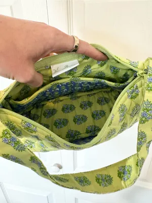 Vintage Vera Bradley Green Blue Floral Elephant Quilted Shoulder Bag USA thumbnail 6