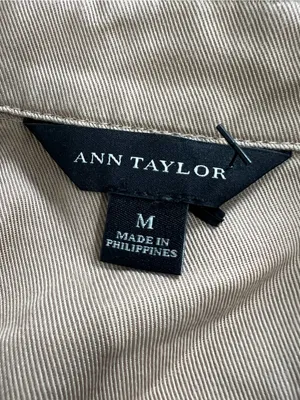 Ann Taylor Khaki Long Sleeve Cropped Blazer - Size Medium - VGUC thumbnail 6