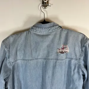American Eagle Flannel Lined Denim Shirt Womens Small Oversized‎ Distressed Blue thumbnail 8