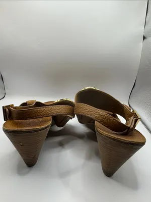 Tory Burch Amanda Brown Leather Logo Medallion Wedge Sandals Size 9.5M thumbnail 6