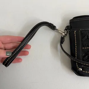 CHAPS Avery black convertible woven pocket zip faux leather wristlet crossbody‎ thumbnail 7