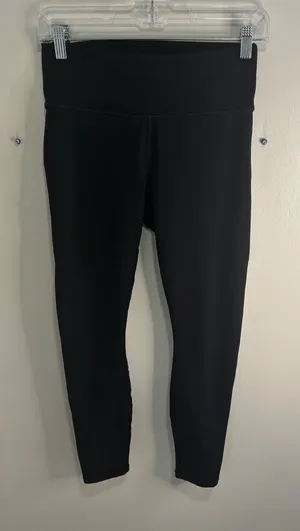 Fabletics PowerHold High Waisted Compression Leggings Black Women 7/8 Length thumbnail 1