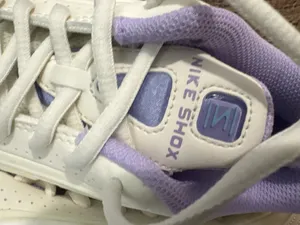 Nike Women’s Shox Shoes thumbnail 3