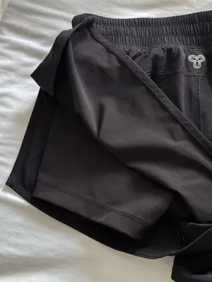 Aritzia TnAction Black Active Shorts - 2XS thumbnail 6