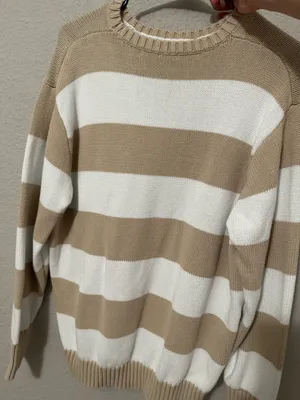 Brandy Melville Crewneck thumbnail 1