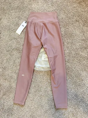 NWT Alo 7/8 High-Waist Airlift Legging size small in mushroom SOLD OUT COLOR thumbnail 7