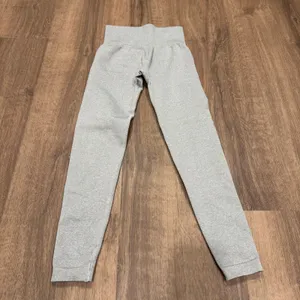Bo+Tee Womens Gray 2PC Seamless Sports Bra Legging Yoga Pant Set XS/Small thumbnail 5
