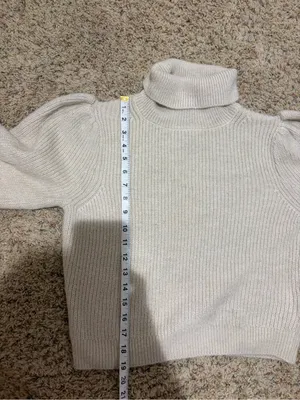 J. Crew Cream Cropped Puff Sleeve Turtleneck Sweater Wool Alpaca Size Medium thumbnail 15