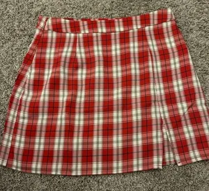 SheIn Red plaid mini skirt thumbnail 1