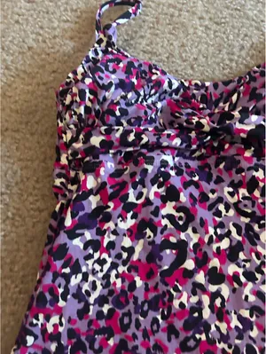 CD10 Woman beach Wear Top Xs Cute Bra Build In thumbnail 2