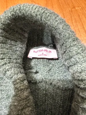Butter Melon sweater Green Size M thumbnail 3