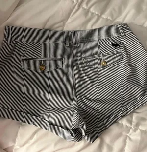 Abercrombie Shorts thumbnail 3