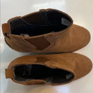 Sorel Women’s Joan Uptown Suede Chelsea Brown Stacked Slip-On Wedge Boots thumbnail 6