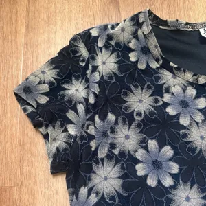 Vintage‎ Women's 90s Y2K Short Sleeve Floral Mini Dress Navy Black Tan thumbnail 3