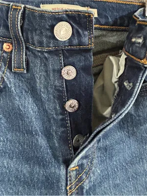 Levi's Wedgie Straight Leg Classic Blue Jeans Button Fly WOMEN’S SIZE 24 Waist thumbnail 5