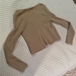 Abercrombie Metallic Beige Knit V-Neck Cardigan thumbnail 5
