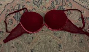 Victoria's Secret maroon lace bra thumbnail 1