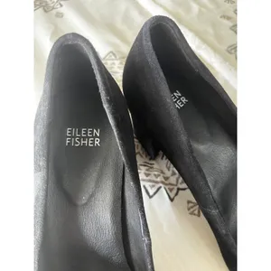 Eileen Fisher Black Suede Pumps 7.5 Block Heel Minimalist Office Chic Timeless thumbnail 6