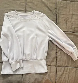 Lululemon Pullover thumbnail 1